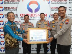 Kapolres Labuhanbatu Menerima Penghargaan Dari Ombudsman RI