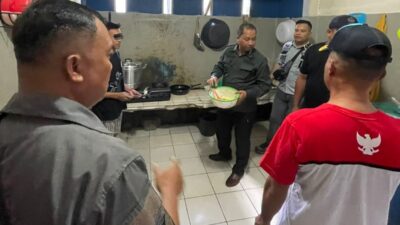 “Rutinlah Pantau Stok BAMA WBP” Kabid Keamanan Inspeksi Dapur Lapas Tagulandang